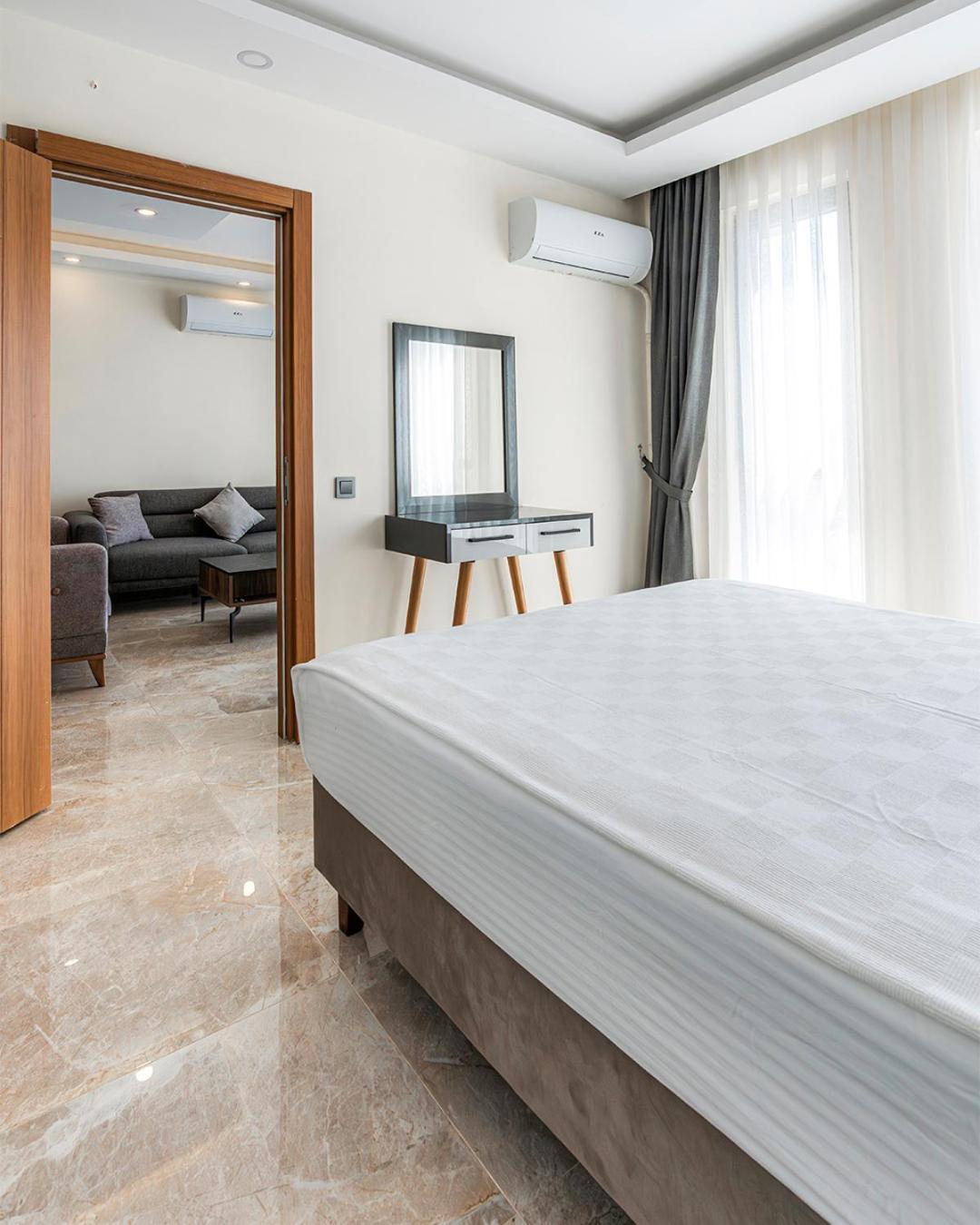 Laristone Suite Spa Hotel อันตัลยา ภายนอก รูปภาพ